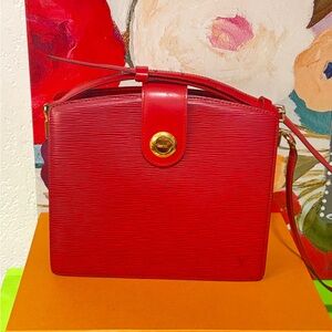 Louis Vuitton Epi Shoulder bag Elegant Red Designer Women's Bag.